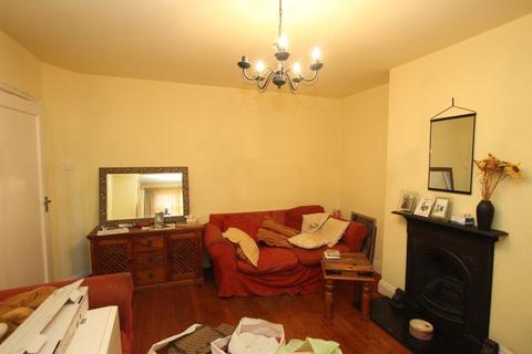 110 Regal Way, Harrow, HA3 0RY