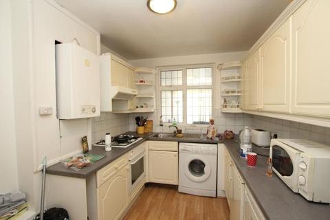 110 Regal Way, Harrow, HA3 0RY