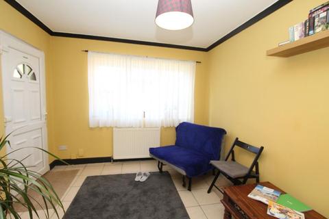110 Regal Way, Harrow, HA3 0RY