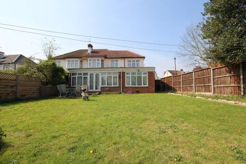 110 Regal Way, Harrow, HA3 0RY