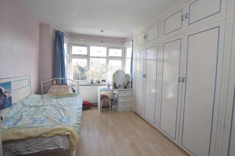 84 Regal Way, Harrow, HA3 0RY