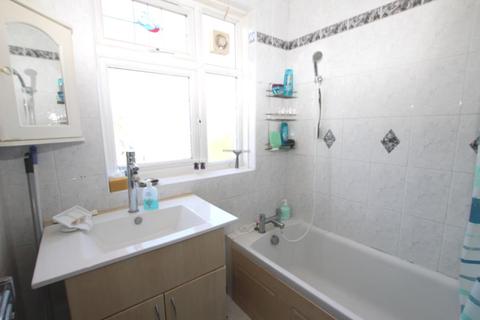 84 Regal Way, Harrow, HA3 0RY