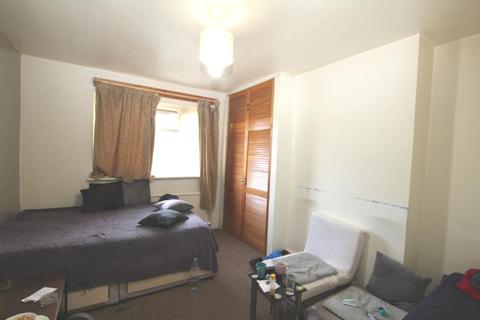 49 Windermere Avenue, Wembley, HA9 8QU