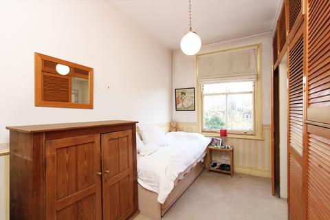 10 Drayton Road, London, W13 0LD