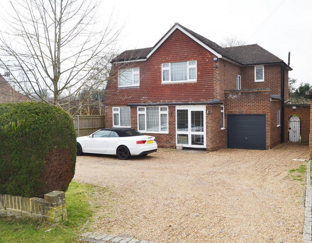 Eastwick Park Avenue, Great Bookham, KT23 4 bed detached house for sale