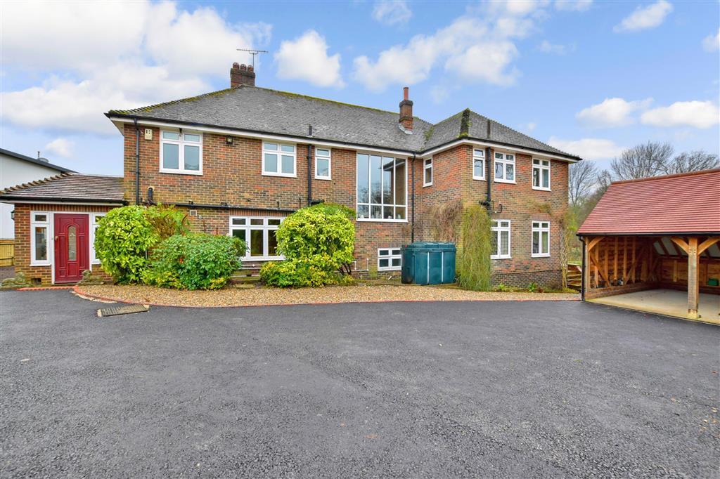 Lower Station Road, Newick, Lewes, East Sussex 4 bed detached house £