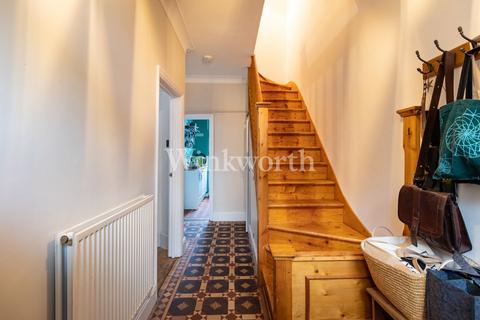 178 Walpole Road, London, N17 6BW