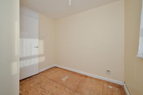 92 Chiltern Gardens, Dawley, Telford, TF4 2QH
