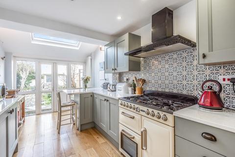 33 Dundee Road, London, SE25 4QN