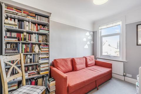 33 Dundee Road, London, SE25 4QN