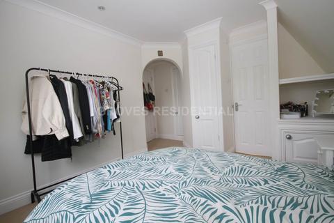 2 bedroom apartment for sale, Grafton Road, New Malden