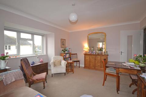 2 bedroom flat for sale - Hillfield Road, Selsey, PO20
