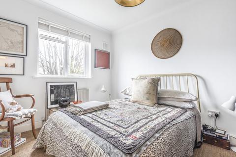 35b Waterlow Road, London, N19 5NJ