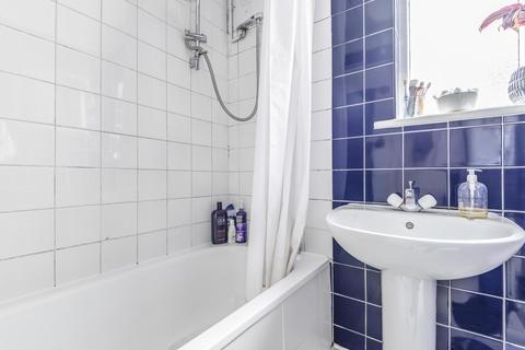 35b Waterlow Road, London, N19 5NJ