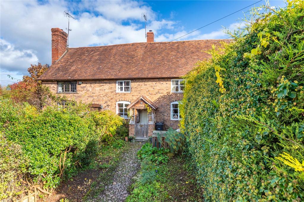 Ashford Carbonel, Ludlow 3 bed house £350,000