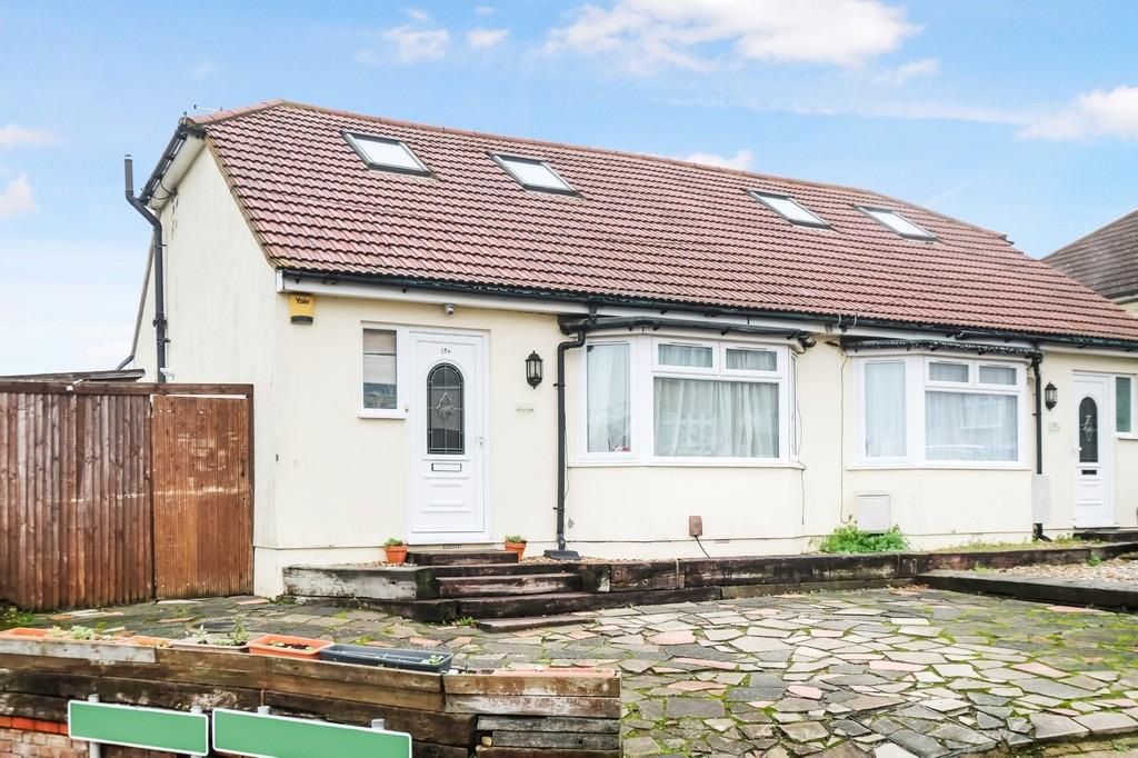Chalk Pit Avenue, Orpington 3 bed semidetached bungalow £390,000