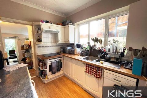 6 bedroom semi-detached house to rent, Westridge Road