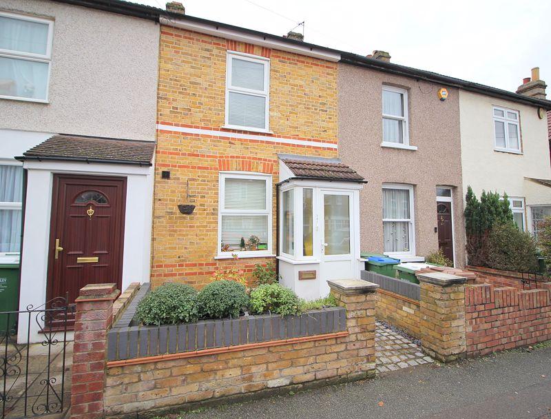 Birkbeck Road, Sidcup, DA14 4DJ 2 bed terraced house £375,000