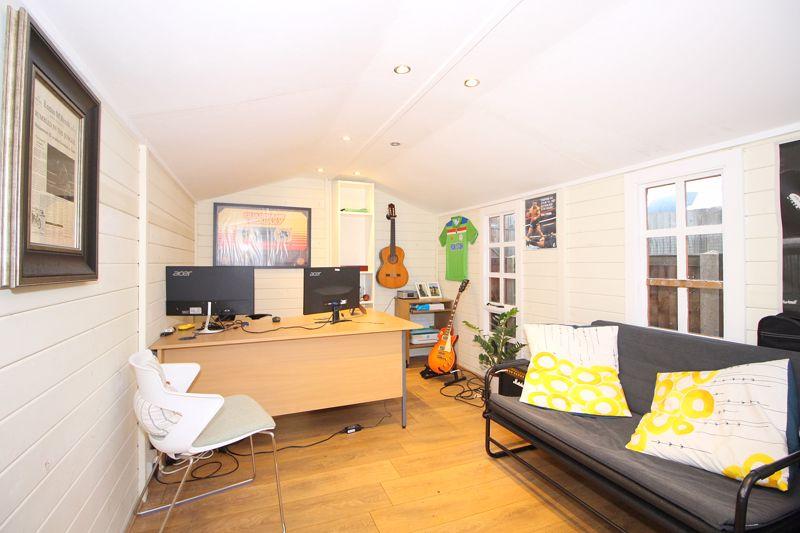 Outbuilding / home