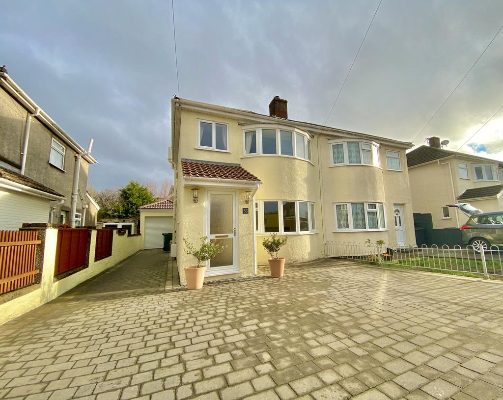 St Austell Road, WestonSuperMare, 3 bed house £900 pcm (£208 pw)