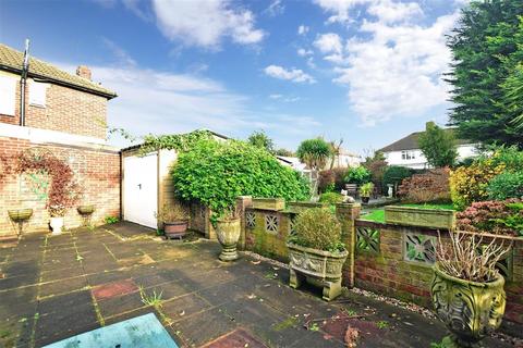 5 Foresters Crescent, Bexleyheath, DA7 4JW