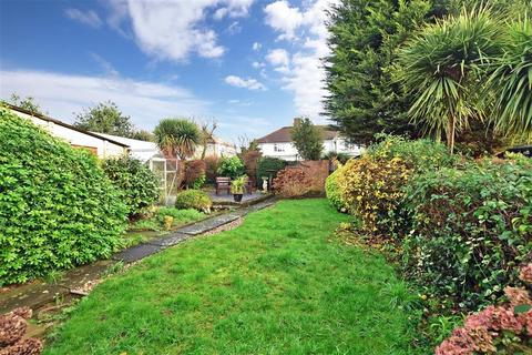 5 Foresters Crescent, Bexleyheath, DA7 4JW