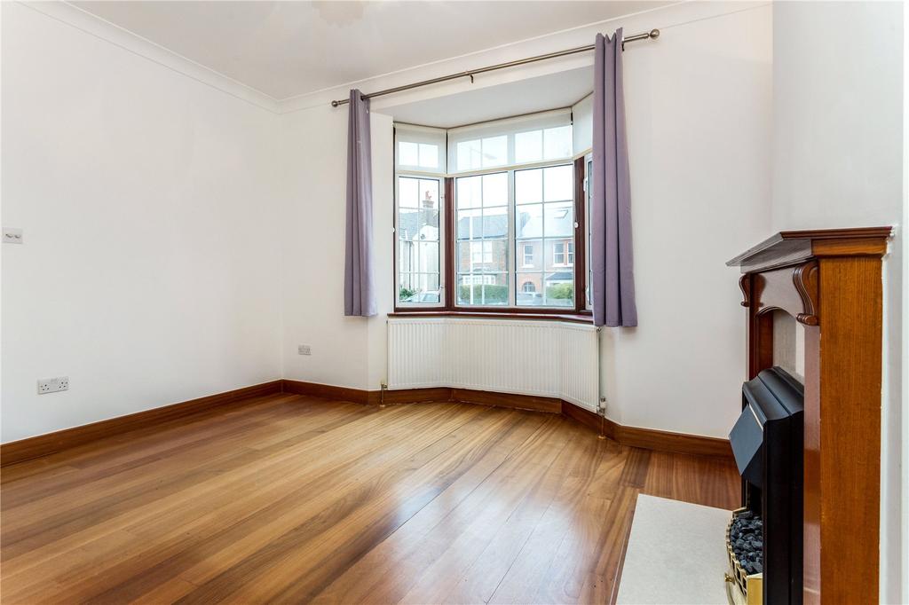 Hallowell Road, Northwood, Middlesex, HA6 3 bed semidetached house £