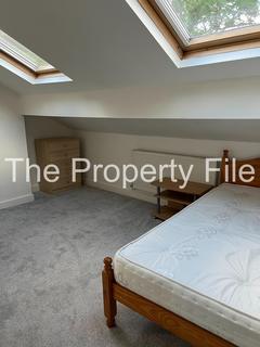 4 bedroom apartment to rent, Wynnstay Grove M14