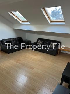 4 bedroom apartment to rent, Wynnstay Grove M14