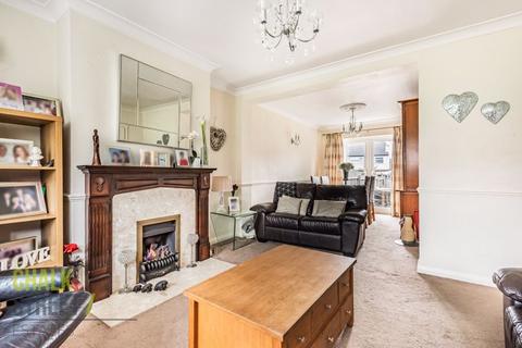 17 Kennet Close, Upminster, RM14 1ST