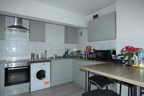 5 bedroom house share to rent, Flat 6, Jasper Street, Hanley, Stoke-on-Trent, Staffordshire, ST1 3DA