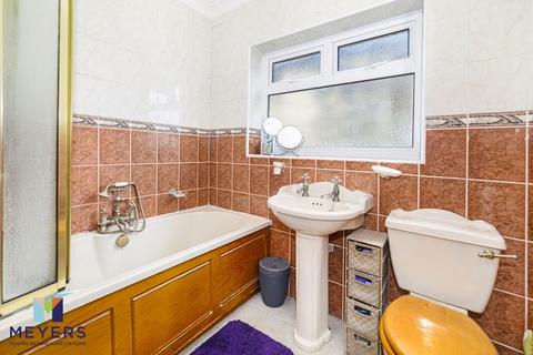 50 Bingham Road, Bournemouth, BH9 1BT