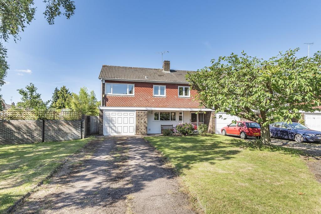 Stag Green Avenue, The Ryde, Hatfield, AL9 5 bed end of terrace house