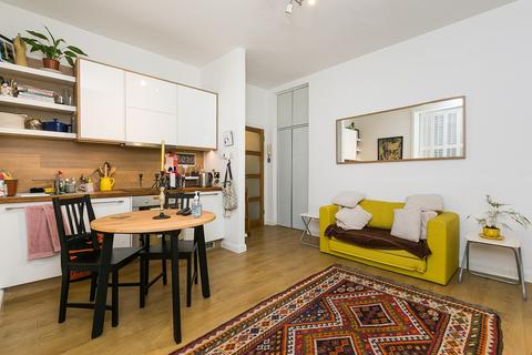 50/2 Drum Street, Edinburgh, EH17 8RN