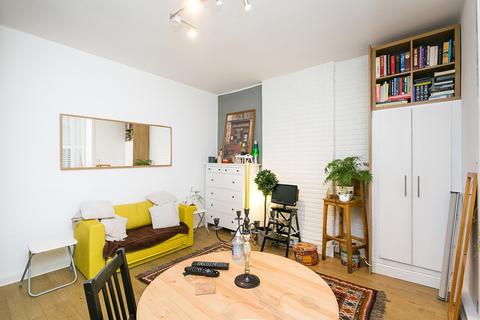 50/2 Drum Street, Edinburgh, EH17 8RN