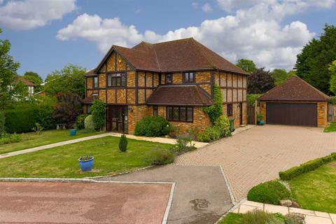 2 Stag Leys Close, Banstead, SM7 3AH