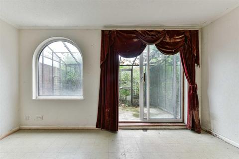 50 Headley Drive, Epsom, KT18 5RP