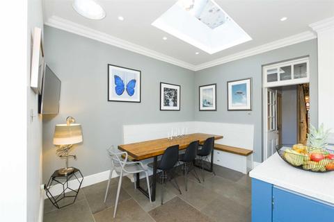 69 Banstead Road, Epsom, KT17 3HH