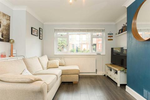 12 Tate Road, Sutton, SM1 2SY