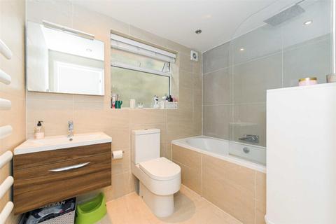 12 Tate Road, Sutton, SM1 2SY