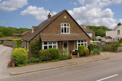 1 Duffield Road, Walton On The Hill, Tadworth, KT20 7UQ