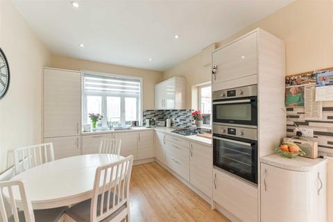 1 Duffield Road, Walton On The Hill, Tadworth, KT20 7UQ