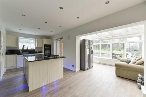 23 Gale Crescent, Banstead, SM7 2HZ