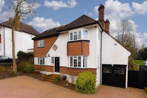 43 Burgh Wood, Banstead, SM7 1EW