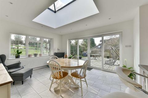 43 Burgh Wood, Banstead, SM7 1EW