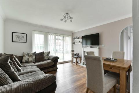 78 Long Walk, Epsom, KT18 5TP
