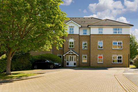 1 Hatfield Close, Sutton, SM2 5BH