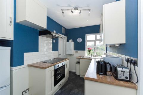 6 The Chilterns, Sutton, SM2 5QN