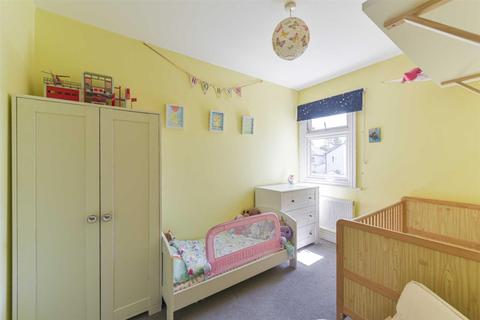54 Diceland Road, Banstead, SM7 2ET