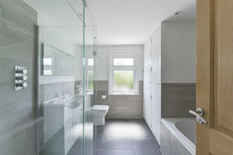 54 Diceland Road, Banstead, SM7 2ET